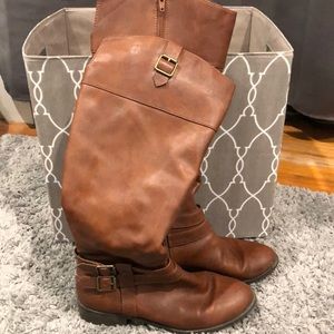 American Eagle boots